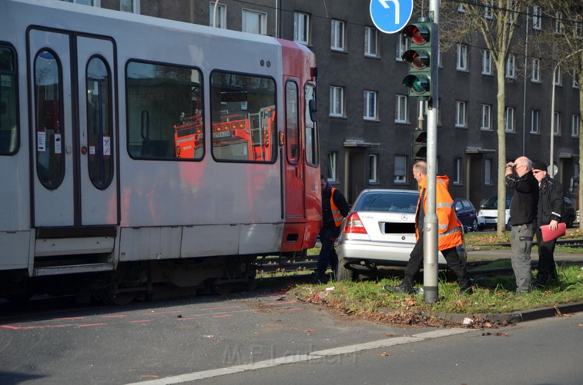 VU Koeln PKW Bahn Amsterdamerstr Friedrich Karlstr P064.JPG